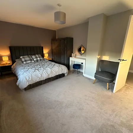 Elwood - Spacious Contemporary Home From Home In Harrogate With Parking Exterior photo